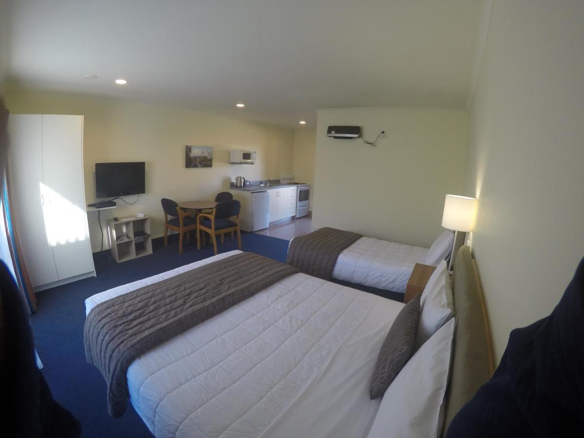 The Peaks Motor Inn Ohakune Bagian luar foto