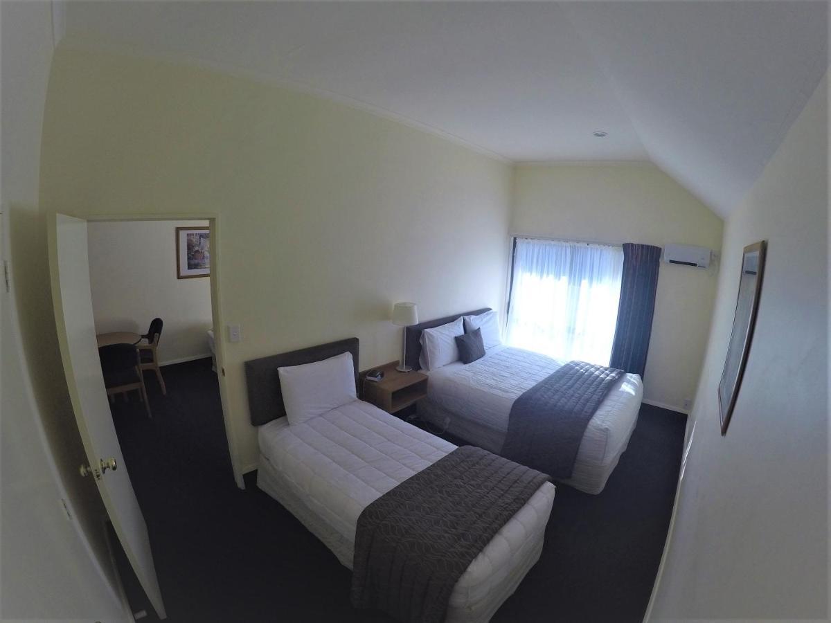 The Peaks Motor Inn Ohakune Bagian luar foto