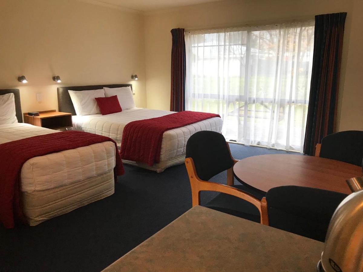 The Peaks Motor Inn Ohakune Bagian luar foto