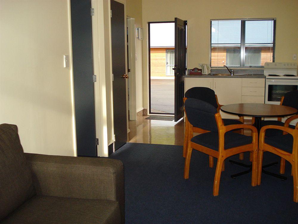 The Peaks Motor Inn Ohakune Bagian luar foto