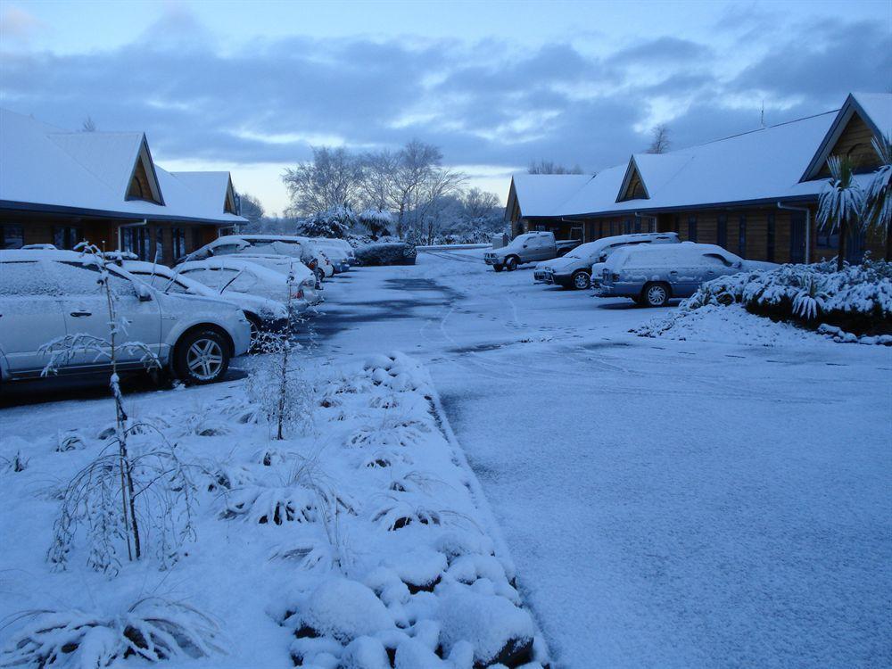 The Peaks Motor Inn Ohakune Bagian luar foto