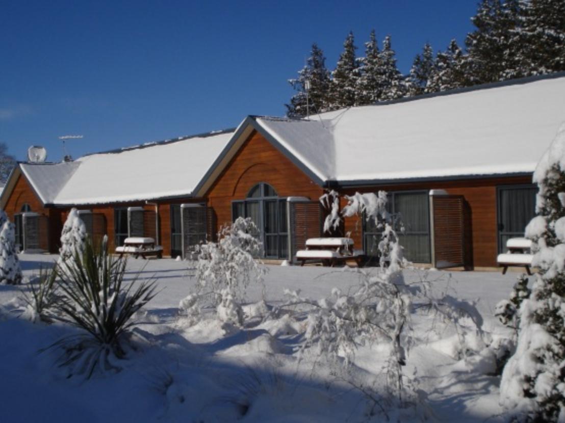 The Peaks Motor Inn Ohakune Bagian luar foto
