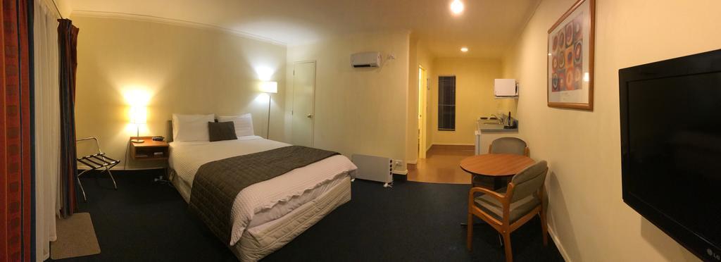 The Peaks Motor Inn Ohakune Bagian luar foto