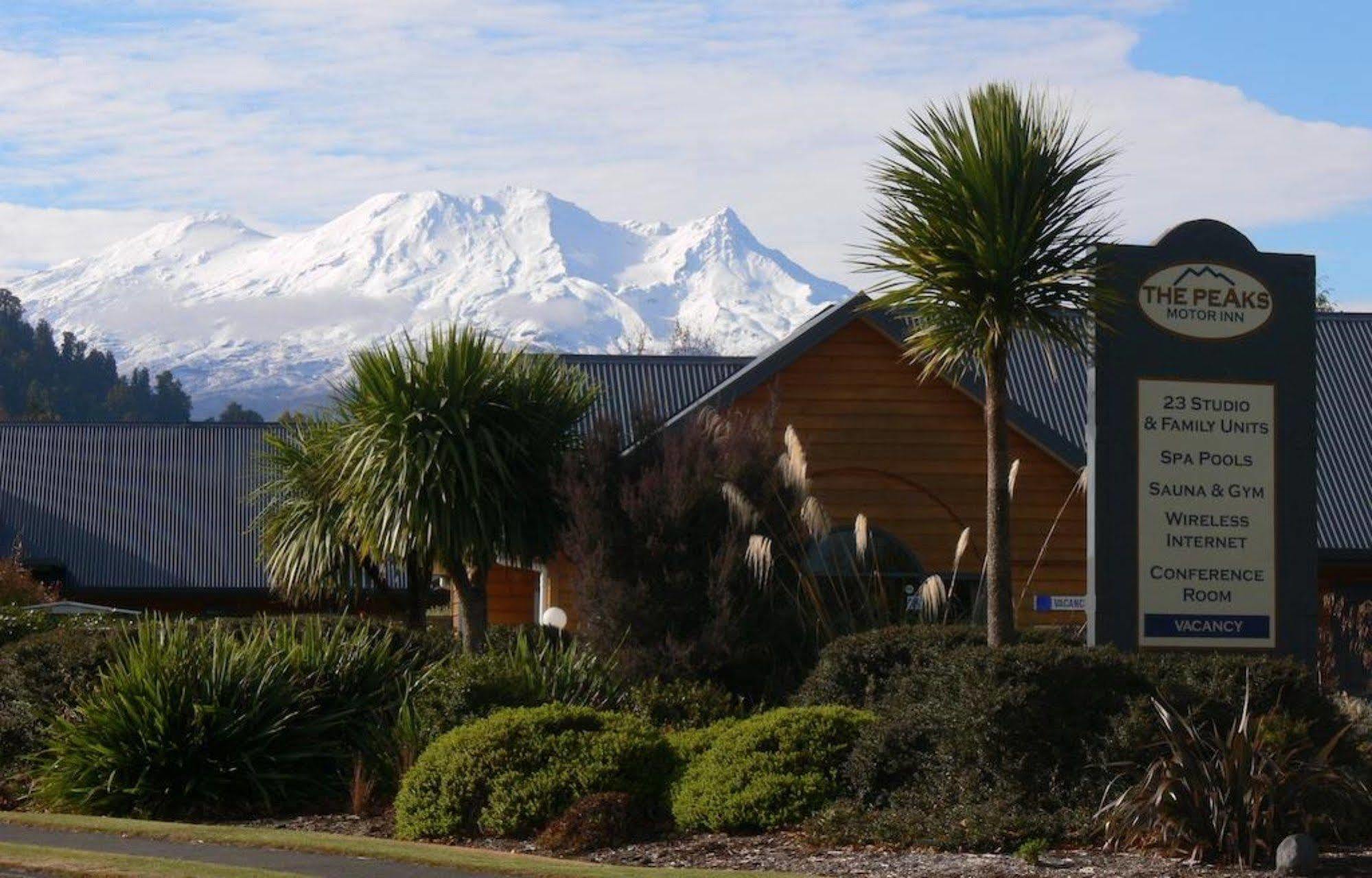 The Peaks Motor Inn Ohakune Bagian luar foto